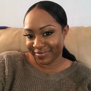 Meet your Posher, Alysha